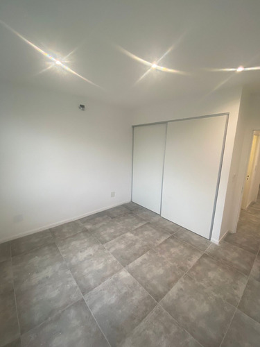 Casa En Venta, Chacras La Primavera Club, Carlos Keen, Lujan. Oportunidad / Apto Credito Hipotecario