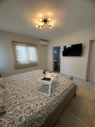 Apartamentos En Plano En La Jacobo Majluta, Torres, Desde 102 Metros