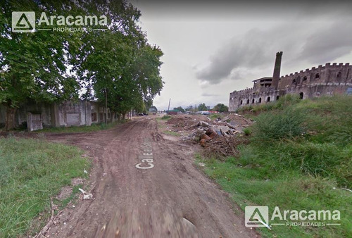 Imagen 3 de 4 de Terreno De 5500m2 Con Mejoras, Céntrico! - Cañuelas