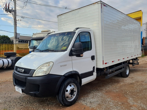 Imagem 9 de 14 de Iveco Daily 70c17