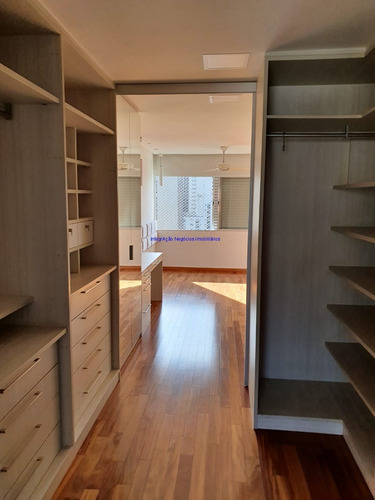 Imagem 14 de 30 de Apartamento 205m², 04 Dormitórios (sendo 01 Suíte), 03 Banheiros E 01 Vaga Na Garagem. Possui Sauna E Lavabo. Condomínio Com Portaria 24hrs, Churrasq - 20071402 - 68171330