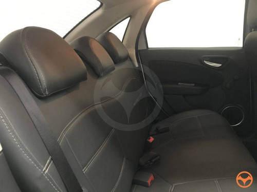 Imagem 15 de 15 de Fiat Grand Siena 1.4 Mpi Attractive 8v Flex 4p Manual