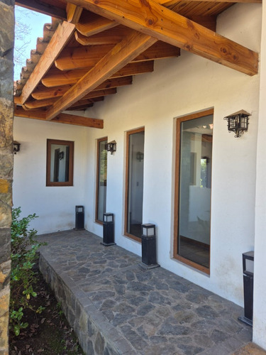 Casa En Parcela De Lujo En Condominio Top. Un Sueño.