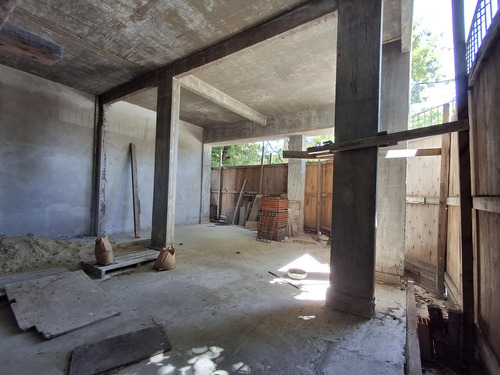 Local En Venta En Chilavert, Financiado