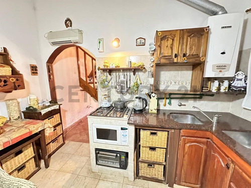 Venta Casa En Valeria Del Mar. Multifamiliar. Pinamar