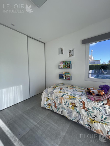 Casa En Venta 4 Amb En Barrio Cerrado Altos Del Sol