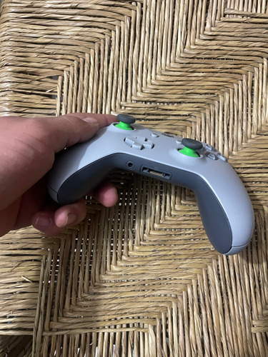 Microsoft Consola Xbox One S 500gb Standard Disco Grey Green (Reacondicionado)