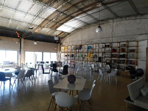 Excelente Local Total 440 M2 Aprox Alquiler Villa Mitre!