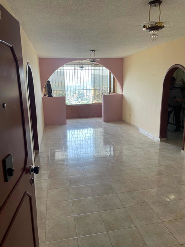 Apartamento Vent Res. Encanto Los Teques 3h 2b 1p Ref