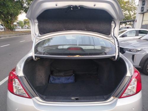 Nissan Versa 1.6 Sense