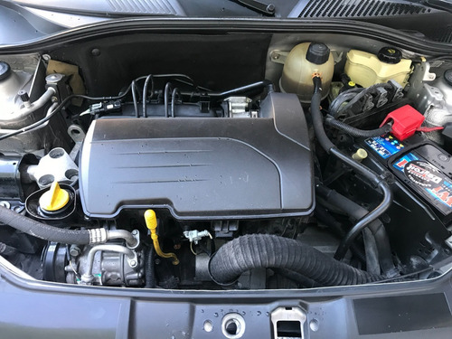 Renault Clio Authentique 1.2 16v Año 2006 - Liv Motors