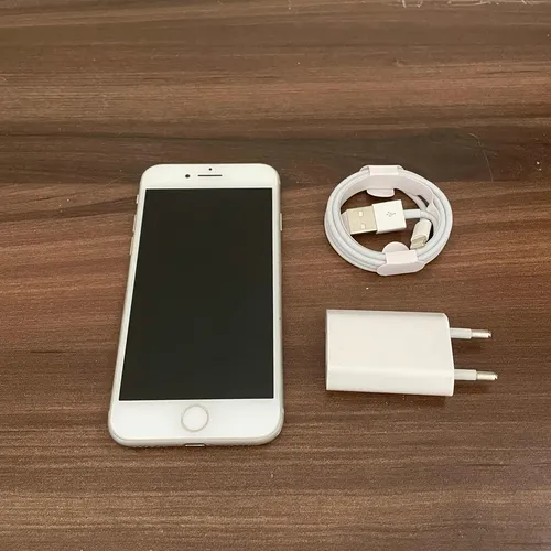 Iphone 8 256gb Libre Batería 100% Inmaculado + Regalo Blanco (Usado)