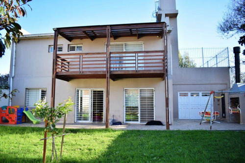 Casa 5 Ambientes De Dos Plantas En Colinas Peralta Ramos