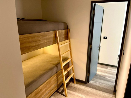 Moderno Departamento Amoblado 2d / 2b