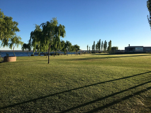 Imagen 3 de 8 de Terreno En Venta, En La Península, Lago Mari Menuco