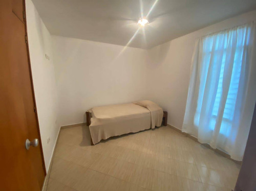 Imagen 13 de 18 de Apartamento En Venta Mañongo, Residencias Valle Jardín A5304b