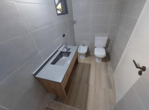 Dúplex En Venta - 2 Dormitorios 2 Baños - Costa Del Este
