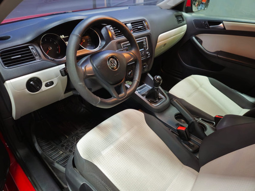 Volkswagen Jetta 2.5 Trendline L5 Man B A Mt