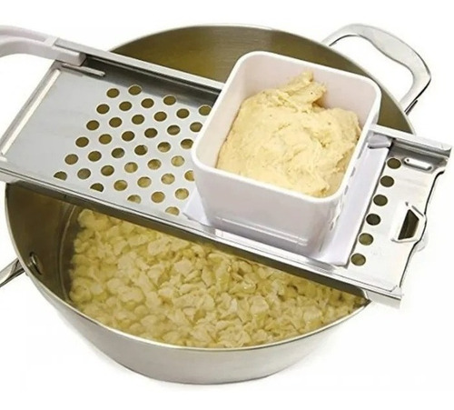 Imagen 4 de 4 de Ñoquera Spaetzlera Ñoquis Hungaros Acero Inoxidable M
