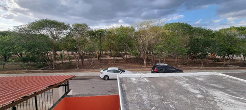 Casa En Renta En Las Americas. 3 Recamaras, 1 Baño Y Medio, Cochera Techada.