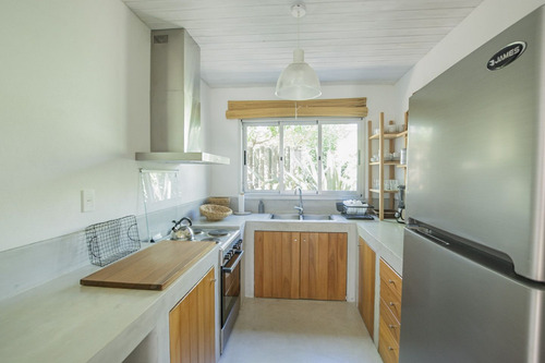 Casa En Alquiler Por Temporada De 3 Dormitorios En Pinar Del Faro (ref: Est-670)