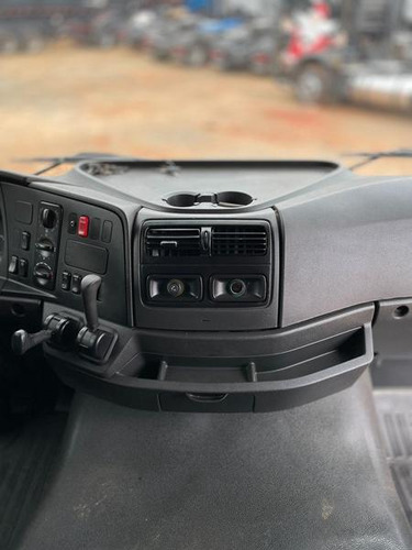Mercedes-benz Axor 2041 4x2 Ls 2021