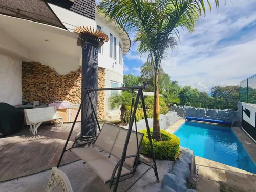 Venta Casa Jacarandas Con Alberca, Enorme Jardín, Amueblada, Equipada, Vistas Espectaculares Con Todos Los Servicios En Fracc Rancho San Diego Ixtapan De La Sal Edomex