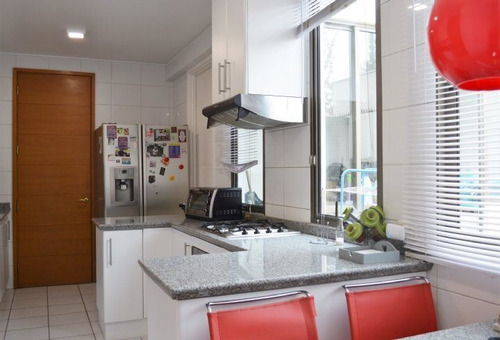 Imagen 9 de 21 de Casa En Venta En Lo Barnechea - 1 Solo Piso.- Huinganal