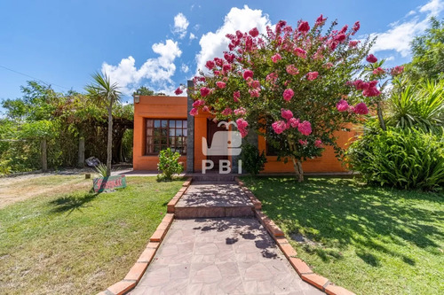 Casa De 3 Dormitorios En  Tío Tom, Punta Ballena - Ref : Pbi1193