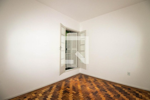 Imagem 8 de 15 de Apartamento Para Aluguel - Petrópolis, 2 Quartos, 70 - 893593297