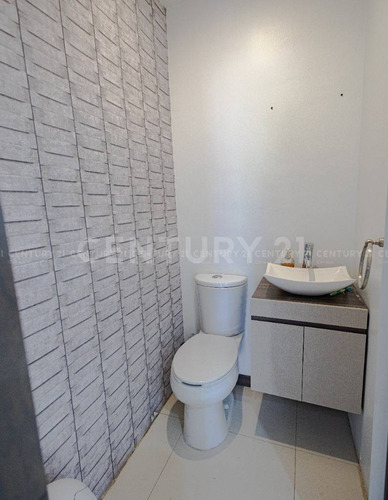 Casa En Venta En Fraccionamiento Monte Vesubio Chihuahua, Chih.