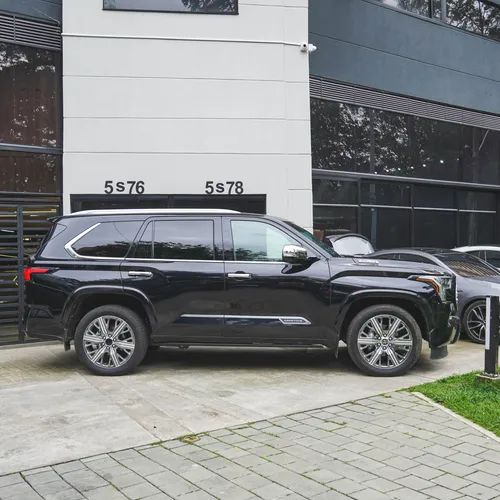 Toyota Sequoia Capstone 2025