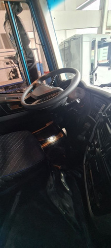Imagem 8 de 22 de Iveco Hi-way 480 6x2 2020