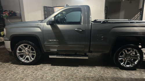 GMC Sierra 5.4 Cabina Regular Sle 4x4 At