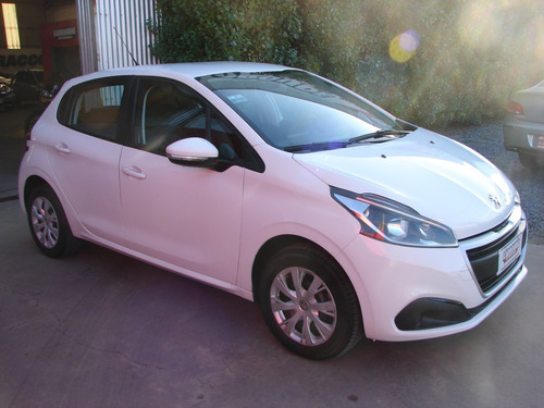Peugeot 208 1.6 Active