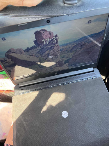 Laptop Hp 14-cr2087la (Usado)