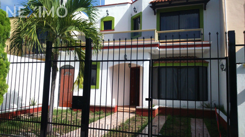 Imagen 1 de 12 de Casa En Venta En Santa Fe , Cancun, Quintana Roo