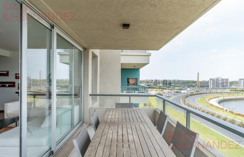 Venta Departamento 4 Ambientes C/ 2 Coch - Nordelta