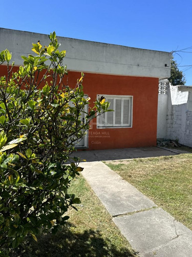 Vendo: Casa De 2 Dormitorios Con Fondo