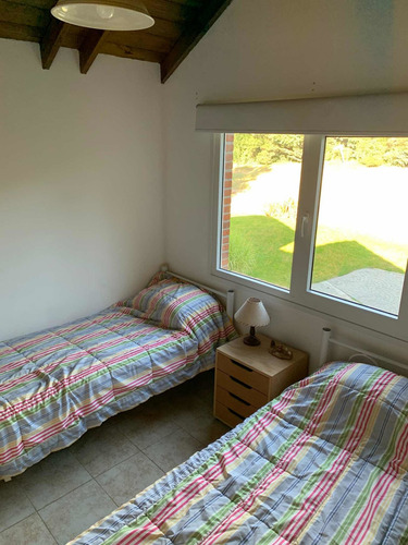 Imagen 11 de 14 de Cariló Alquiler Temporario Casa Pileta Climatizada Parque