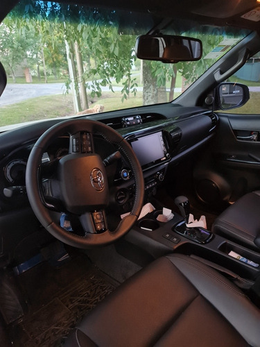 Toyota Hilux 2.8 Cd Srx 177cv 4x4 At 2020