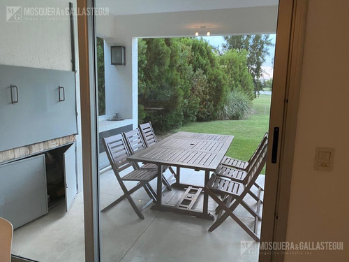 Imagen 23 de 29 de Lindísima Casa Al Golf En San Isidro Labrador