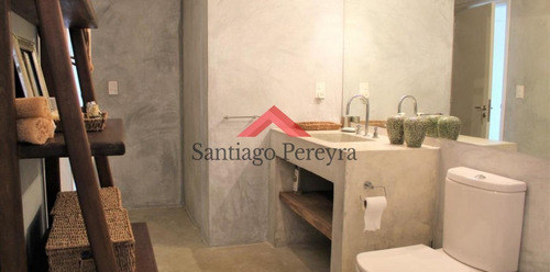 Excelente Casa Sobre El Mar - Las Grutas Punta Ballena- Ref: 6462
