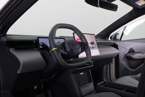 Lynk & Co 02 100% Electrica 2025