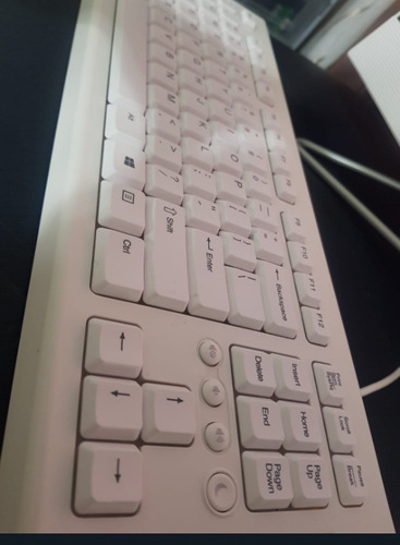 Imagen 7 de 7 de Computadora De Escritorio Hp Todo En Uno 22-df0222