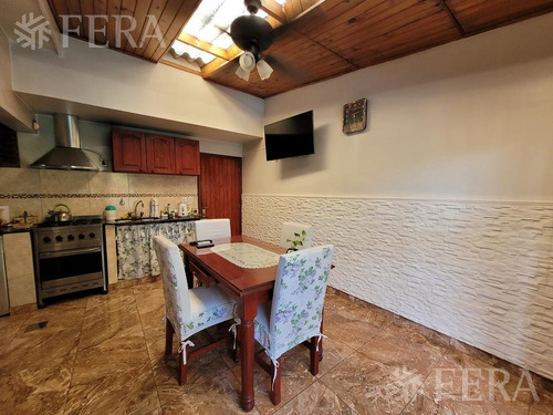 Imagen 6 de 15 de Venta Casa 3 Ambientes Con Jardín, Cochera, Patio Y Terraza En Quilmes Oeste (30949)