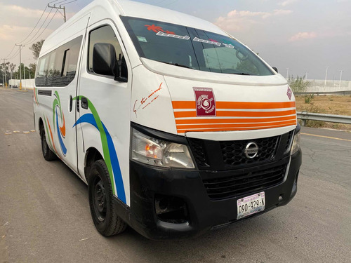 Imagen 6 de 8 de Nissan Urvan 2014 2.5 Panel Ventanas Mt