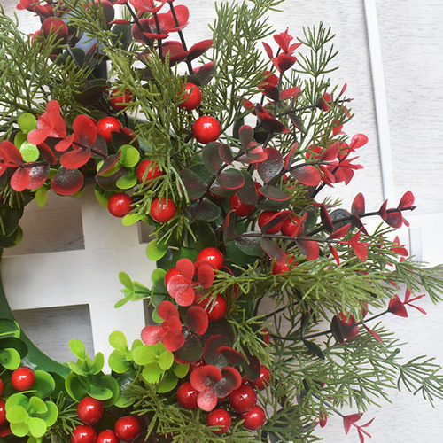 Corona De Navidad Con Frutos Rojos Artificiales
