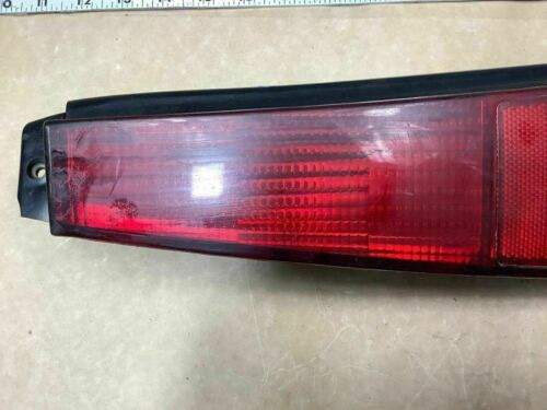 Ford Taurus 1987 Wagon Rear Left Driver Side Tail Light  Ttl