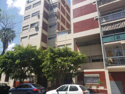 Departamento 3 Ambientes Con Cochera. Excelente.